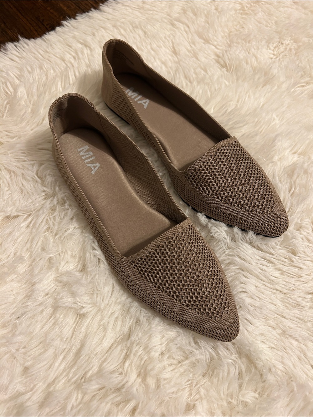 NWOT Women’s MIA Corrine Flat Size 7